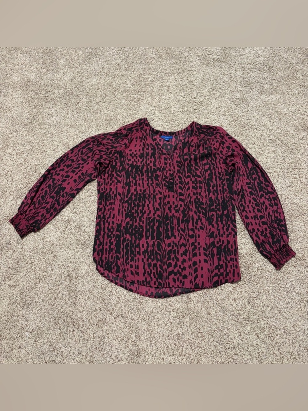 Apt. 9 Burgundy and Black Printed Long-Sleeve Blouse